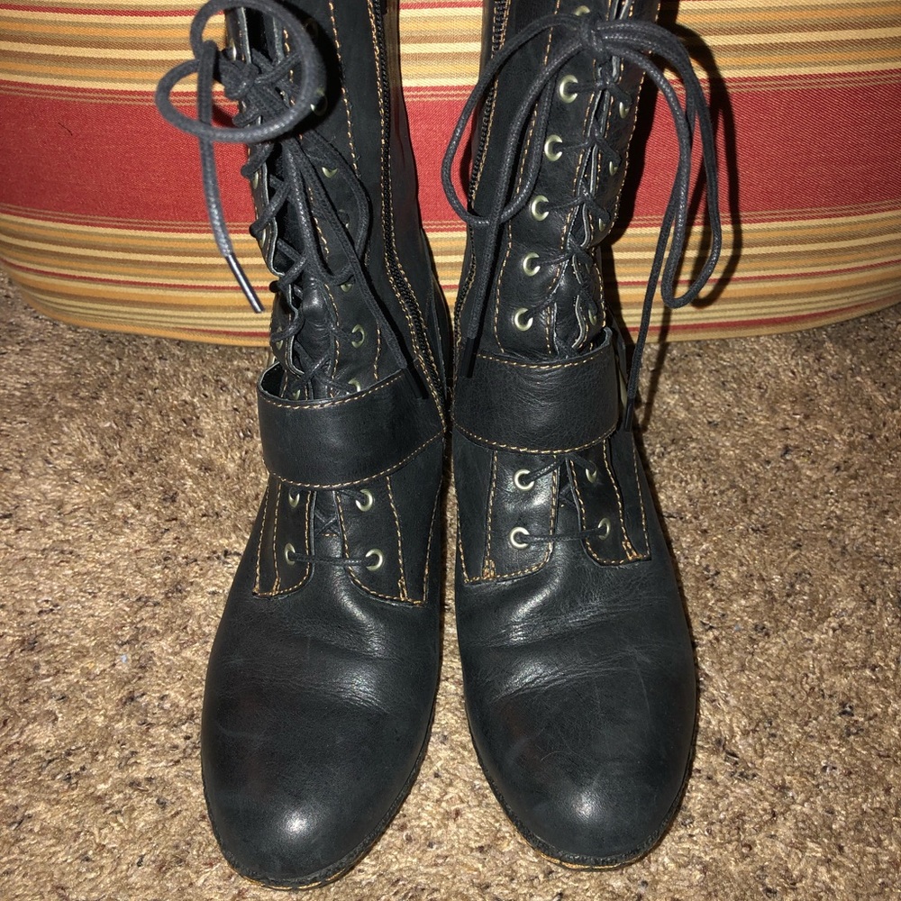 b.o.c. Leather Calf Boot